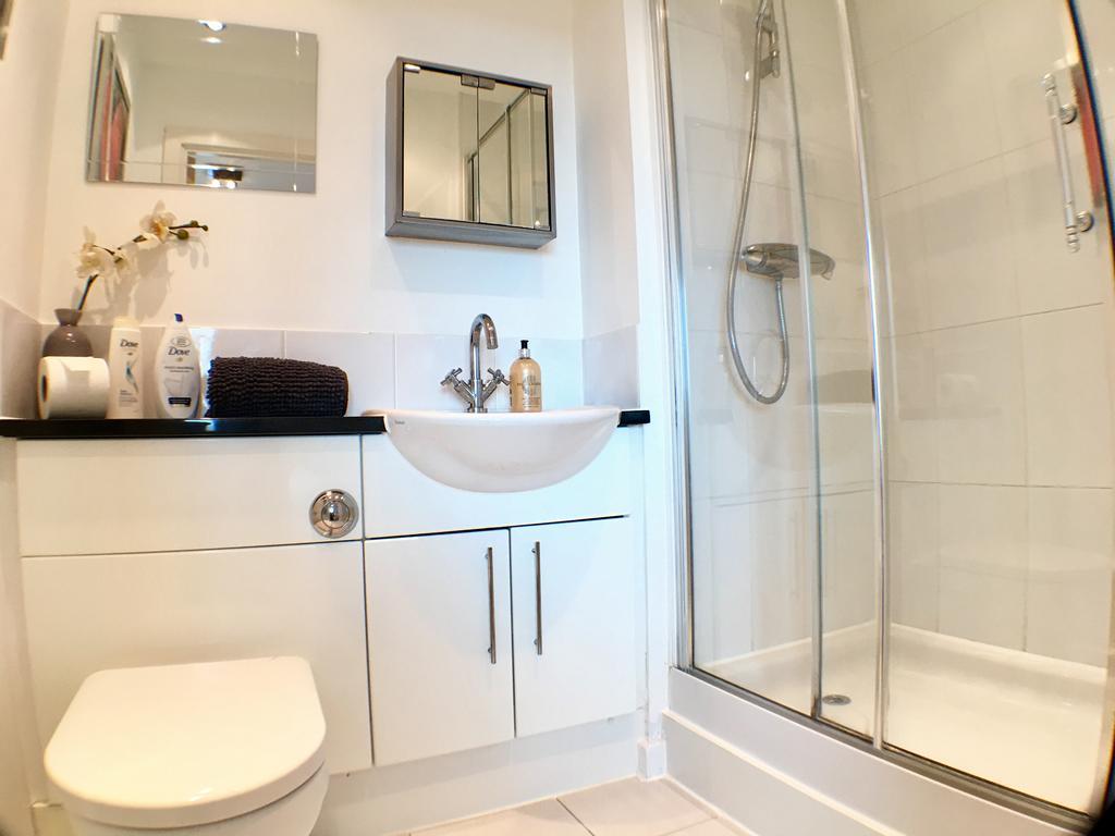 Luxurious Providence Apartment Maidenhead Bagian luar foto